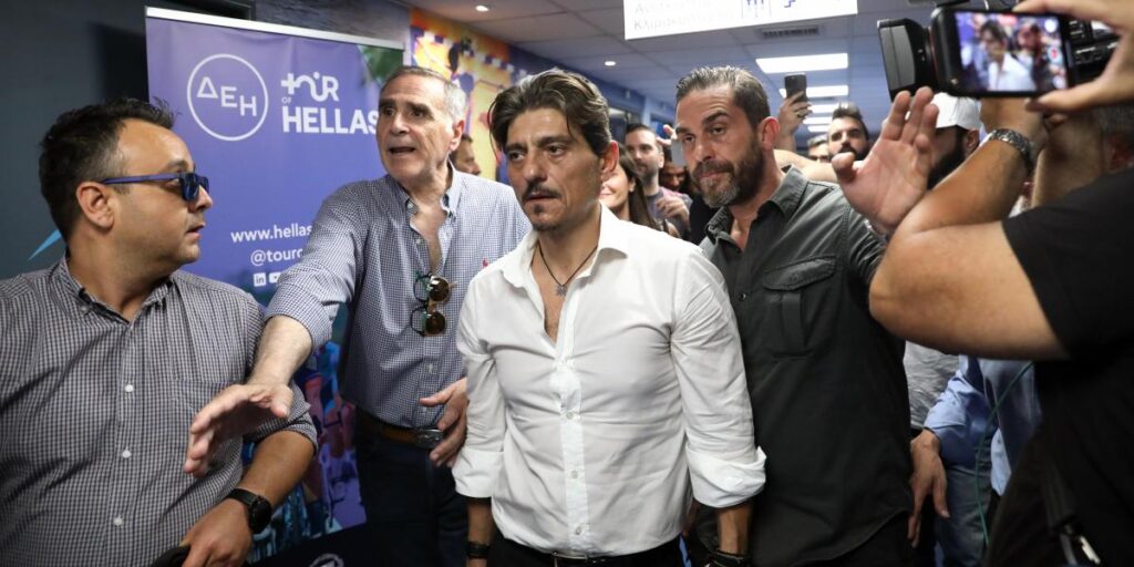 Dimitris Giannakopoulos, propietario del Panathinaikos: "No tenéis idea de dónde estáis jugando. Espero que cuando volváis, si tenéis la decencia de volver, dimitáis"