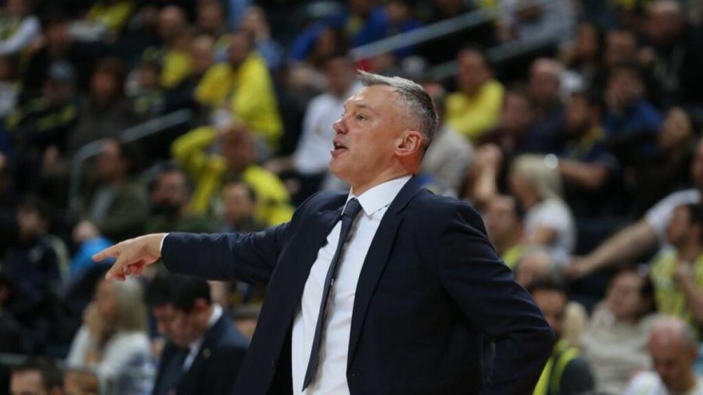 Paliza de escándalo de Saras antes de enfrentarse al Barça