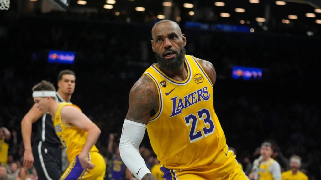 LeBron James, sobre Jordi Fernández: "Cuando Mike Brown lo trajo, era simplemente una esponja. Tiene una ética de trabajo tremenda, se lo merece"