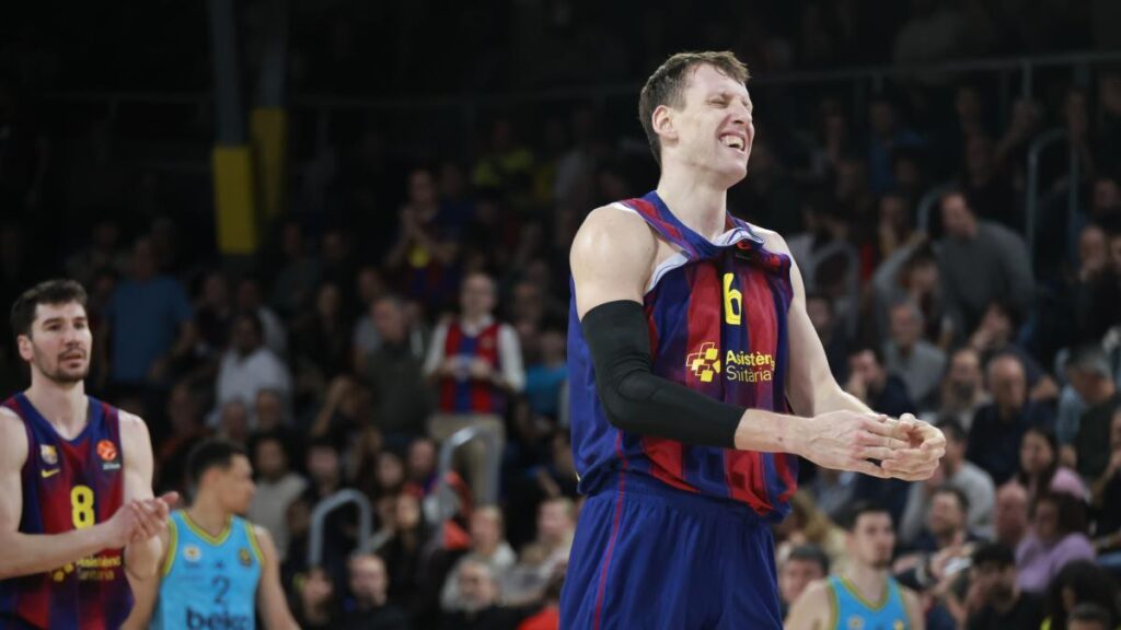 Mike James, máximo anotador histórico de la Euroliga, se deshace en elogios hacia Jan Vesely: "Ahora no falla ningún tiro de media distancia"