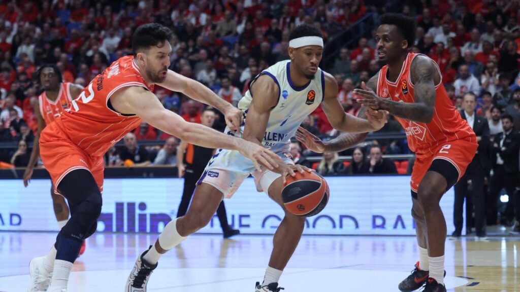 99-104: Jean Montero pone patas arriba Tel Aviv y le da la victoria a Valencia Basket en la prórroga