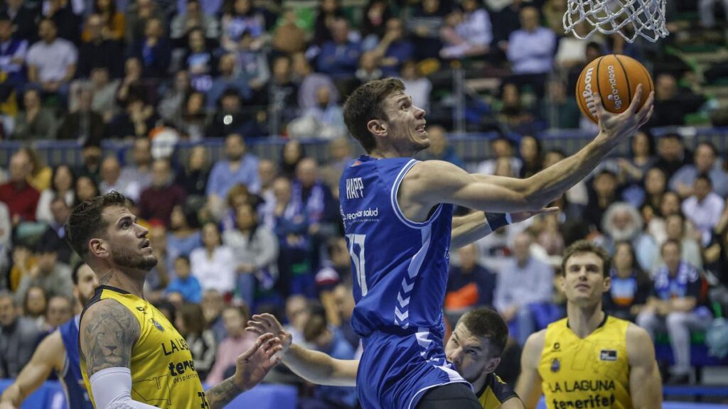 96-88: San Pablo Burgos suma la cuarta victoria al superar a La Laguna