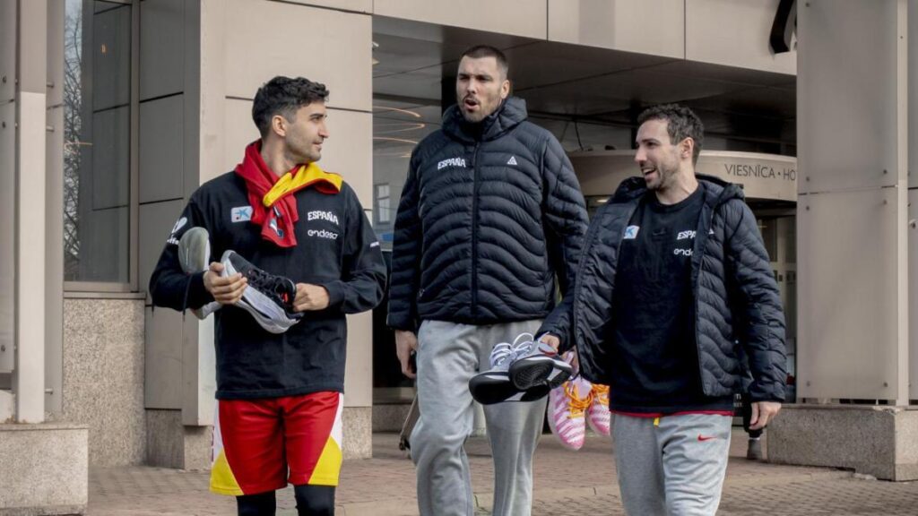 La España de Chus Mateo quiere apuntalar su pase a segunda ronda ante Ucrania