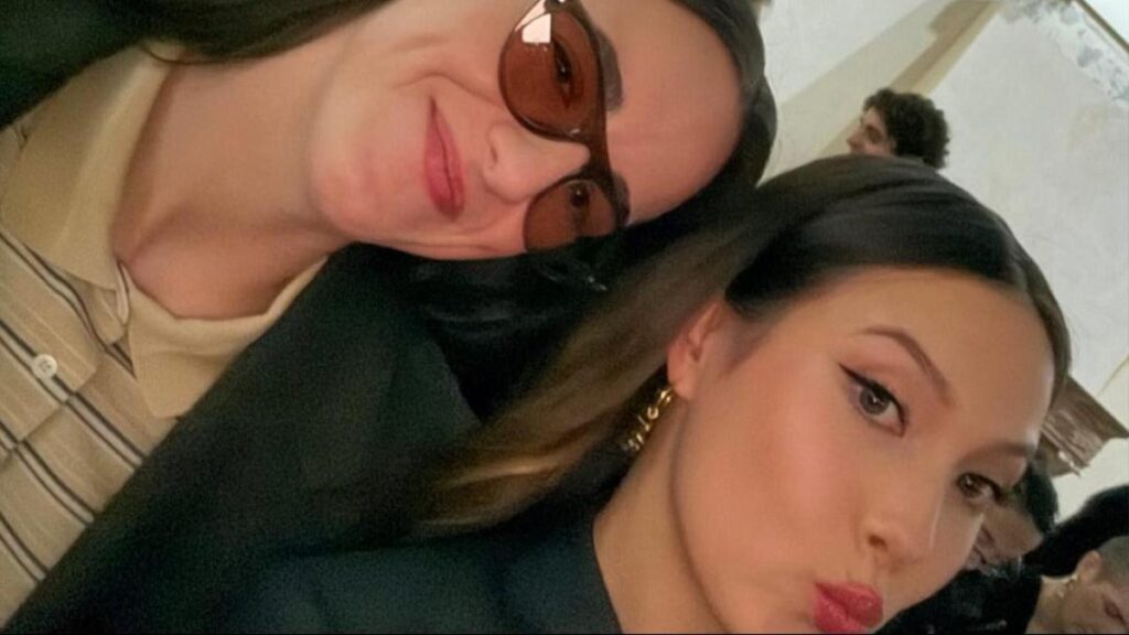 Caitlin Clark y Eileen Gu rompen internet con su encuentro viral en Milán