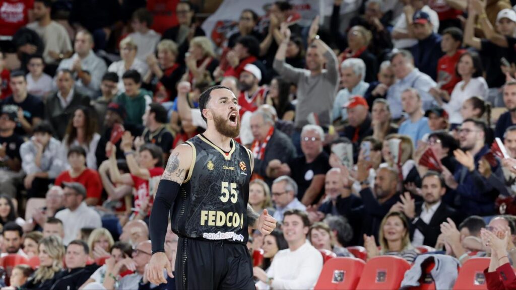 Máxima tensión: James y Okobo acaban a empujones tras una acalorada discusión