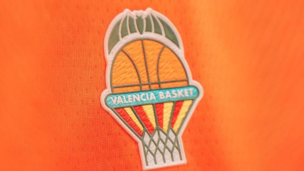 Los tres trabajadores del Valencia Basket que quedaban en Abu Dabi viajan ya a España