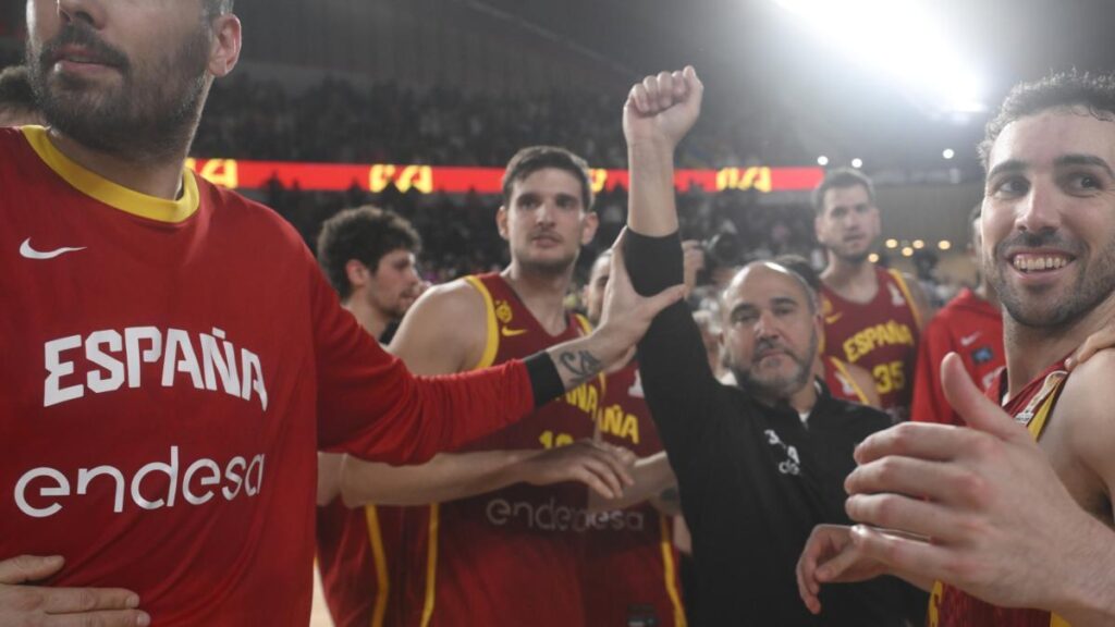 Chus Mateo: "Este equipo representa los valores del baloncesto"