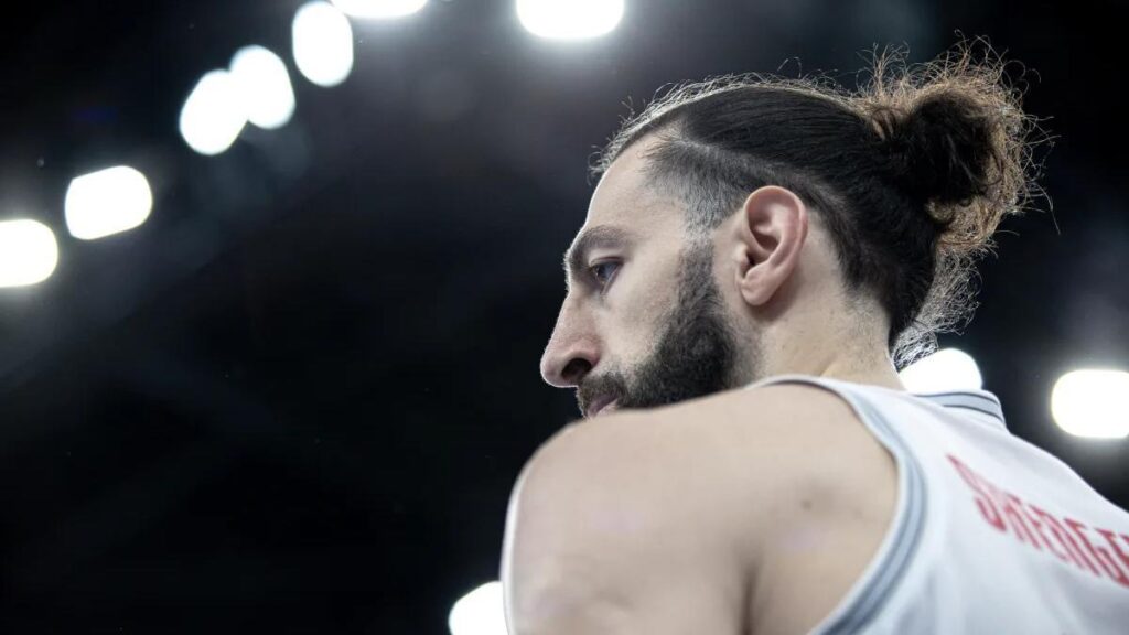 Bestialidad y minutada de Shengelia con Georgia