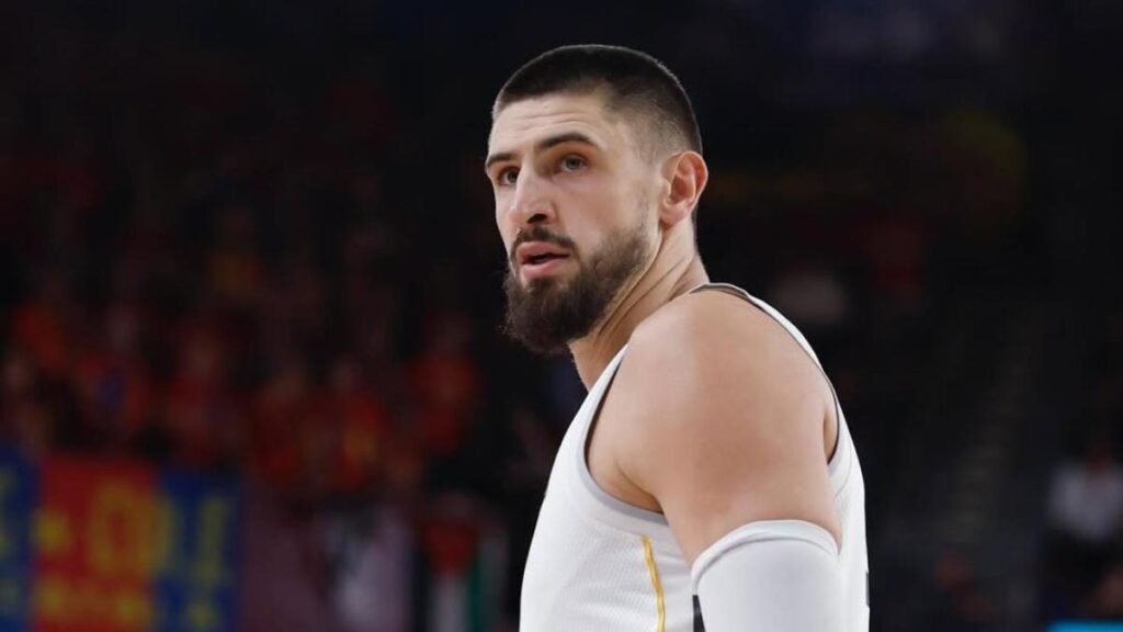 Alex Len: "En Lleida fue un partido difícil; no lo tomaremos a la ligera"