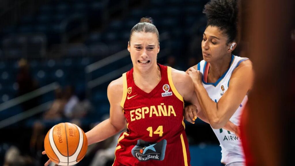 España envía a Italia a la Copa del Mundo 19 horas después de lograr su billete