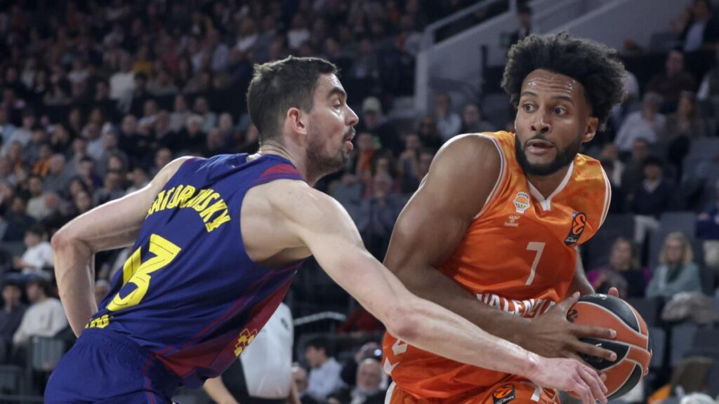 Así queda la clasificación tras la victoria del Barça en pista del Valencia