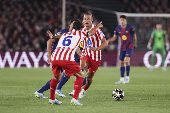 El Atlético no tiró de malas artes en el Spotify Camp Nou: éste es el tiempo que se perdió en el partido de Champions frente al Barça