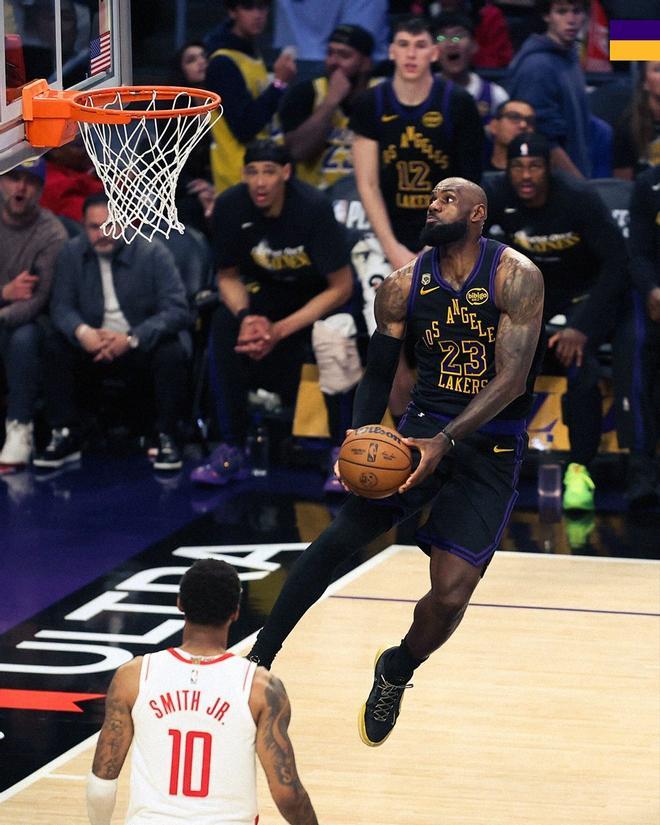 LeBron James hace olvidar a Luka Doncic en los Lakers