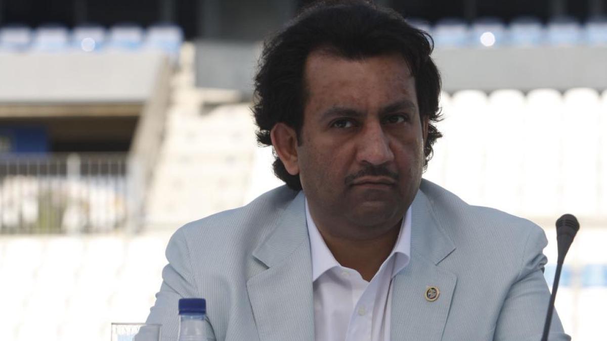 La Audiencia ordena al juez que emita orden de busca y captura contra el jeque del Málaga