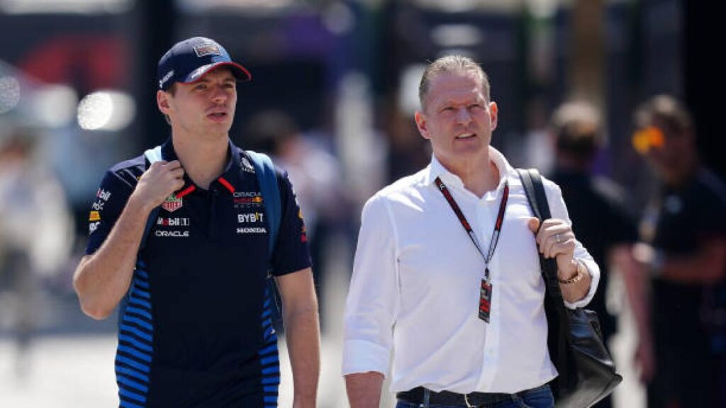 La reacción del padre de Verstappen a los rumores: "Las cosas han cambiado. Depende de Max, pero creo que seguirá"