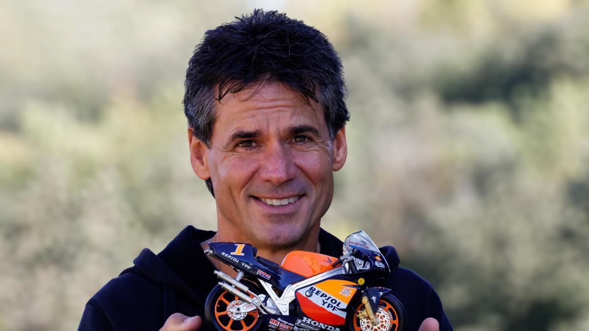 Alex Crivillé: "Quizás, en Ducati están un poco perdidos. A Marc Márquez le está costando, incluso pilotos que están bien físicamente como su hermano Alex Márquez no se sienten a gusto con la moto"