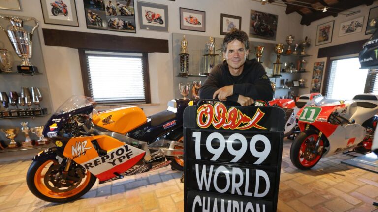 Alex Crivillé: "El fenómeno Marc Márquez debería arrastrar a más gente en España"