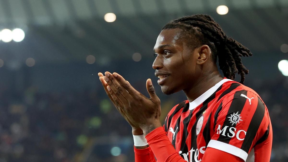 Rafa Leao 'reabre' la puerta al Barça