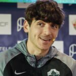 "Se tiene que notar ante el Atlético que nos jugamos muchísimo más"