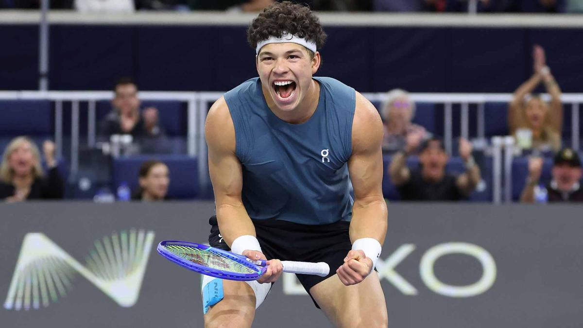 Shelton pone en su sitio a Fonseca en la fiesta de Zverev