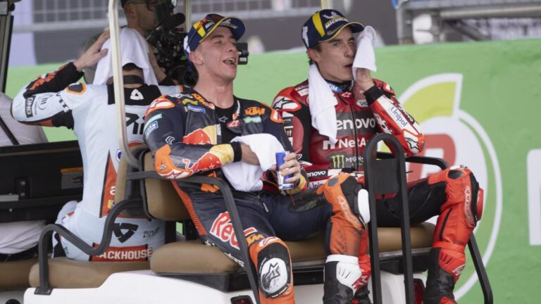 "Quiera espectáculo, quiero batalla, quiero guerra, quiero adelantamientos; y los quiero se llamen Marc Márquez, Pedro Acosta o el que sea, me da igual"