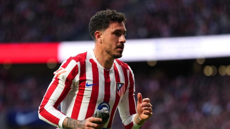 Giménez: "Yo tenía mucho cuento, pero mi hermana queda embarazada a los 14 años y eso hizo que mi enfoque en el fútbol sea tan, tan alto"