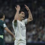 Penalti al limbo para el Betis por mano de Brahim