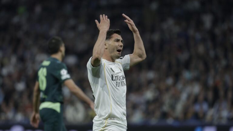 Penalti al limbo para el Betis por mano de Brahim