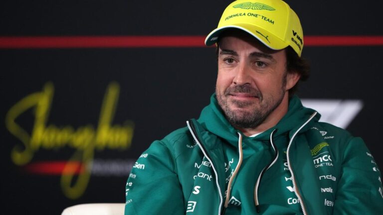 Palmer, ex piloto de la F1: "Fernando Alonso es el piloto que más se ha acercado a la perfección"