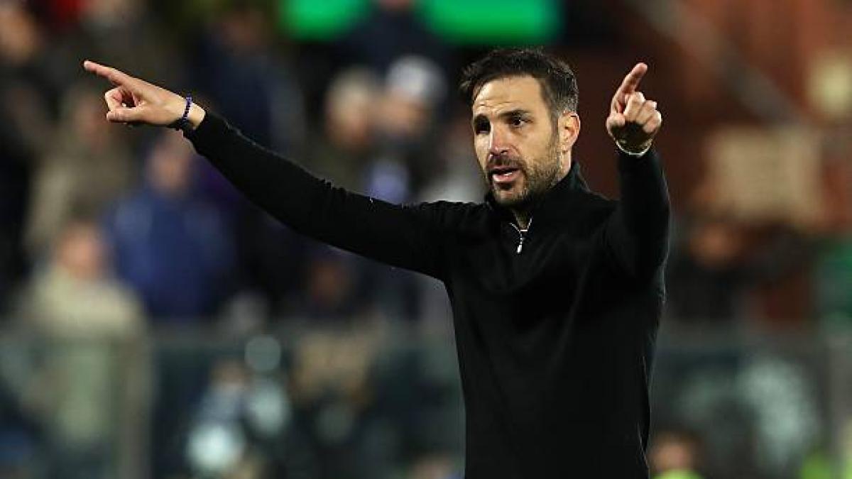 Fábregas mete el miedo en el cuerpo al Real Madrid