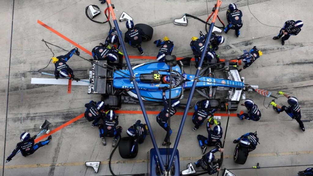 La FIA no descarta más cambios en la F1 si son necesarios: "El deporte no estaba en la UCI, solo necesitaba mejorar. Es una evolución, no una revolución"