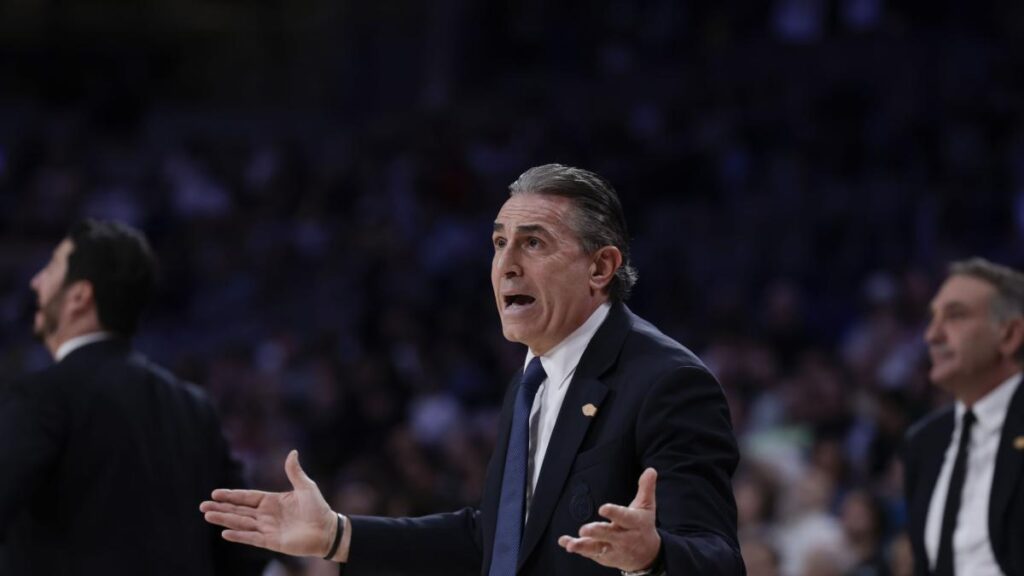 Scariolo, antes de medirse a Olympiacos: "Son merecidamente el número 1 ahora mismo"