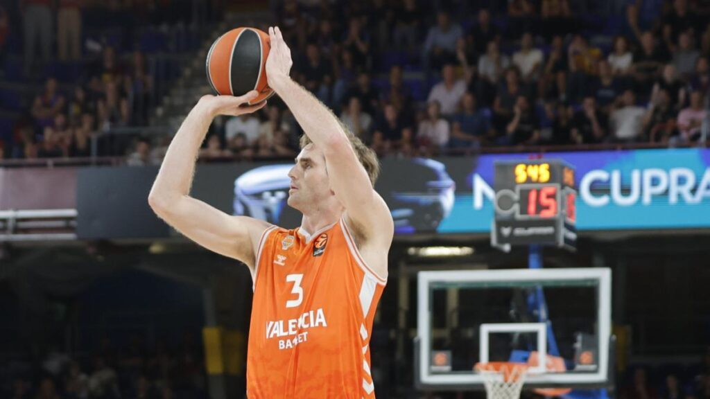 81-94: Valencia no falla en Bolonia, liderado por un histórico Nate Reuvers