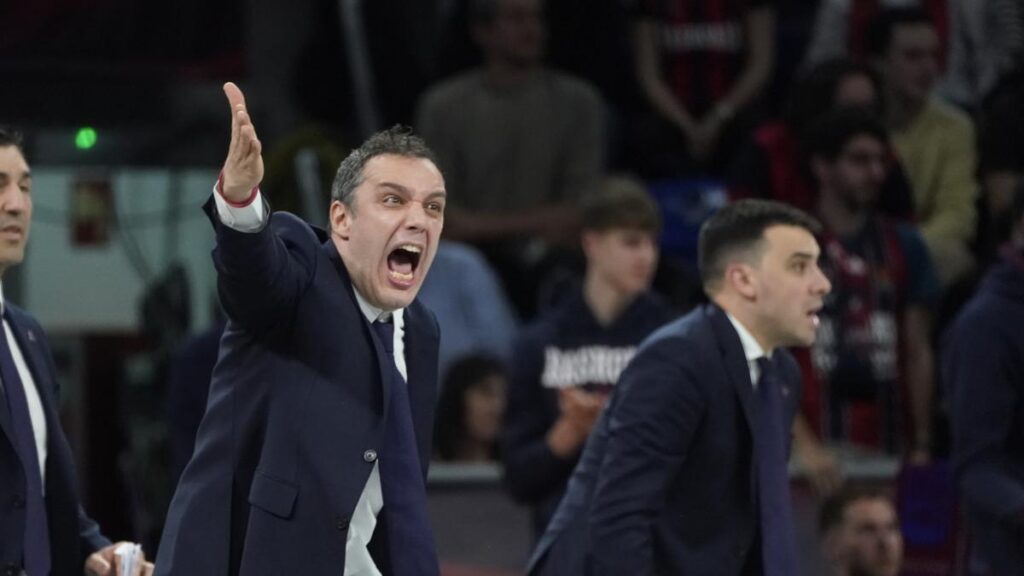 Galbiati explica el tiro libre final de Simmons y destaca a Mamadi Diakité