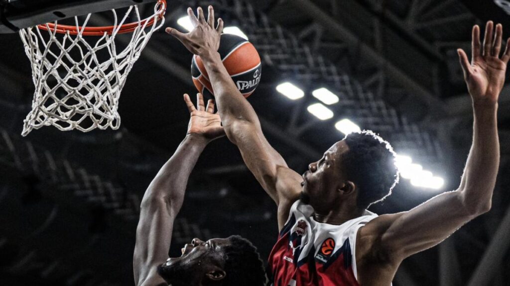 72-82: Omoruyi entrega al Baskonia su segunda victoria en Euroliga lejos de Vitoria