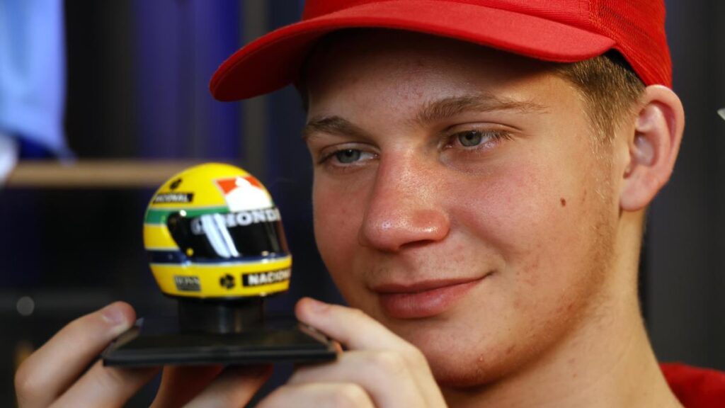 El sacrificio de Dall'Agnol: "Con 6 años me fui a vivir con unos amigos de mis padres a un motorhome al lado de una pista de karts"