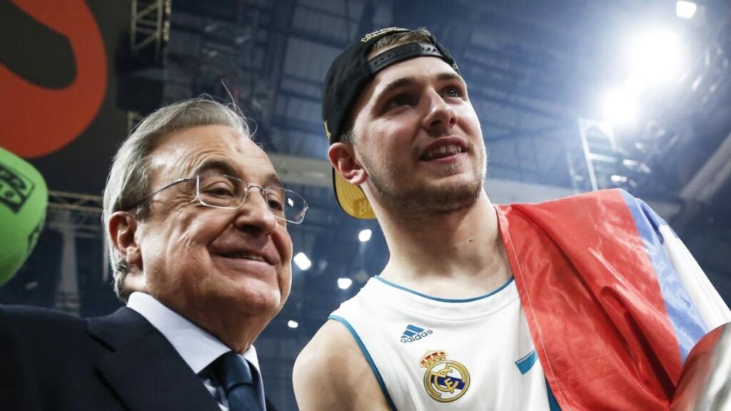 Doncic vuelve con los Lakers tras “múltiples inyecciones”