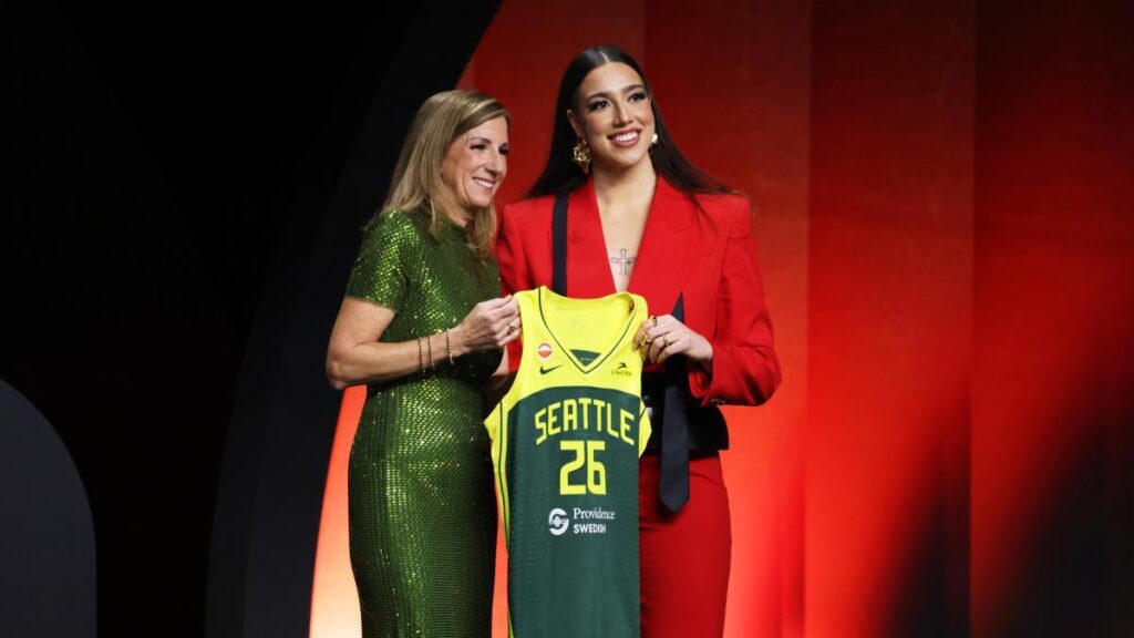 Iyana Martín y Marta Suárez completan la fiesta española en el draft de la WNBA