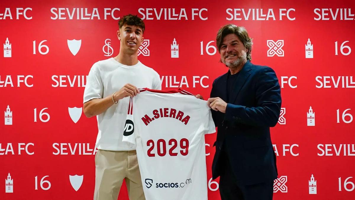 Oficial: el Sevilla renueva el contrato a Miguel Serra hasta 2029