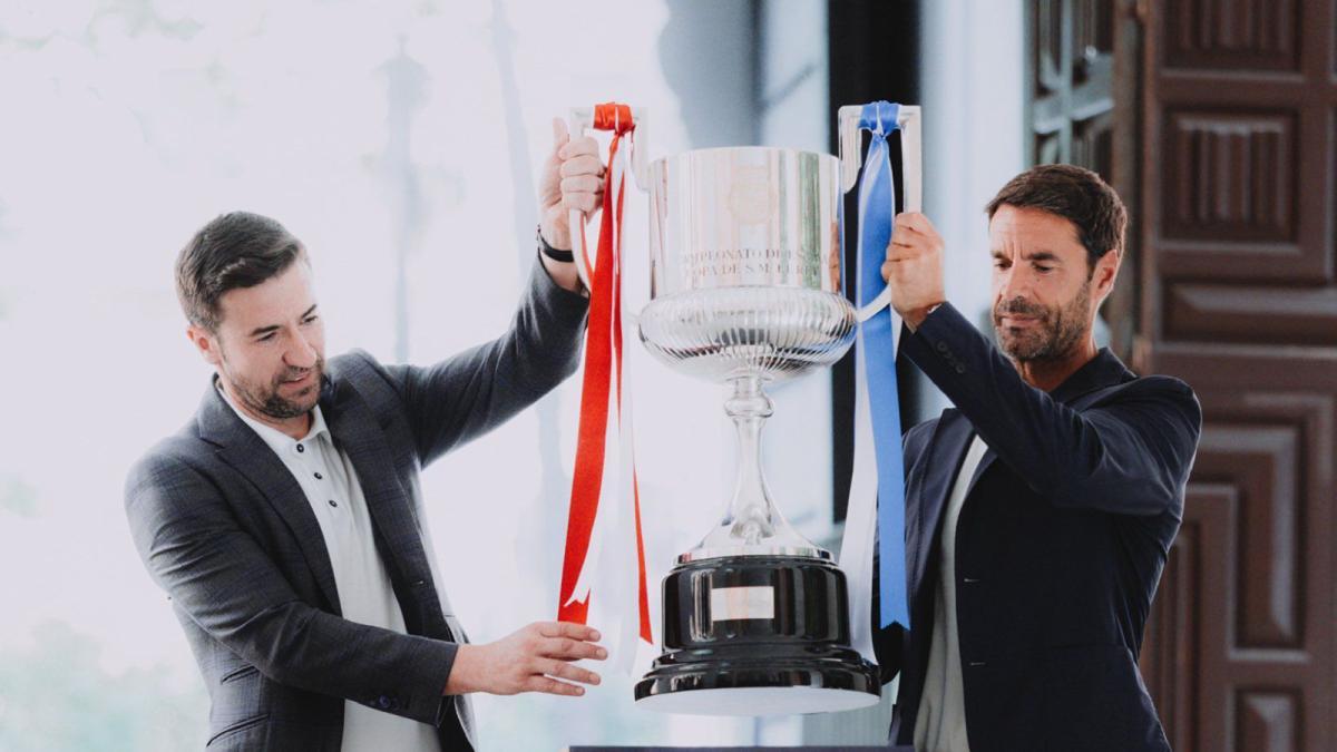 La copa llega a Sevilla de la mano de dos leyendas