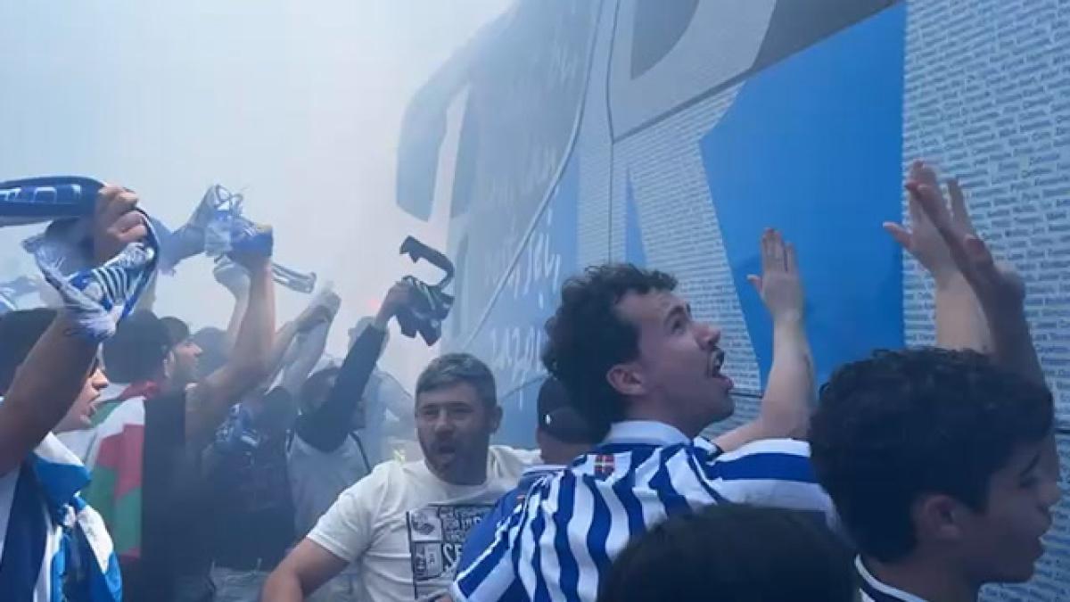 Ambientazo en Zubieta antes de la final: así ha sido la despedida a la Real