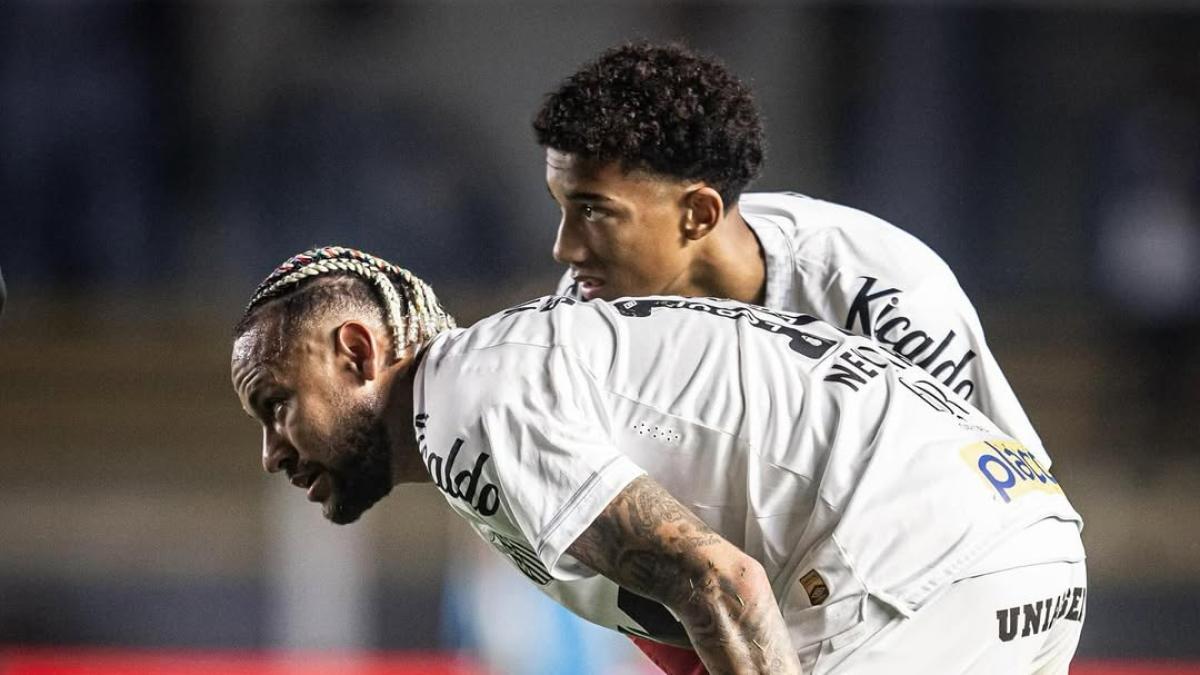 Paso importante del hijo de Robinho en su carrera