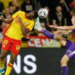 3-2: El Lens culmina la remontada ante el Toulouse en el 92' y presiona al PSG