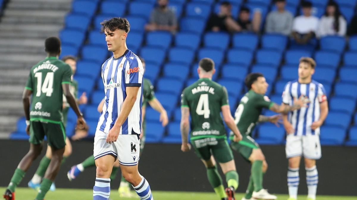 1-3: Duro correctivo del Racing a un Sanse que no levanta cabeza