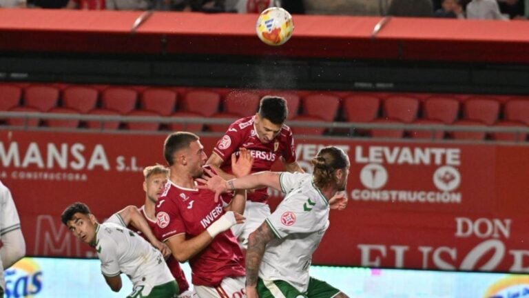 2-3: El Antequera resuelve en el tiempo añadido