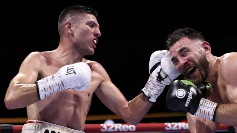 Los puños de Cristóbal Lorente silencian Glasgow y el catalán disputará el título mundial del peso pluma ante Bruce Carrington
