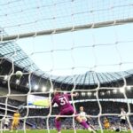 El Tottenham pierde dos puntos en el añadido