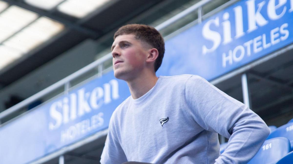 El Alavés renueva a una de sus mayores promesas