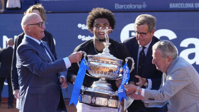 Fils: "Han sido meses muy duros pero hemos conseguido salir delante"