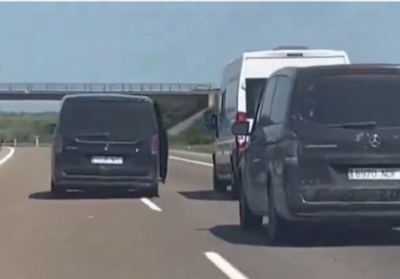 Denuncian que intentaron sacar de la carretera a una furgoneta con atléticos